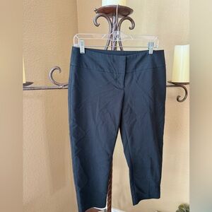 Classic Black Women's The Torie Capri Pants